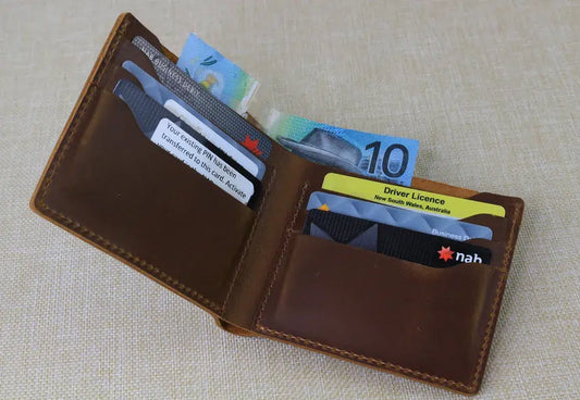 Display of Bifold Mens Wallet - SYD