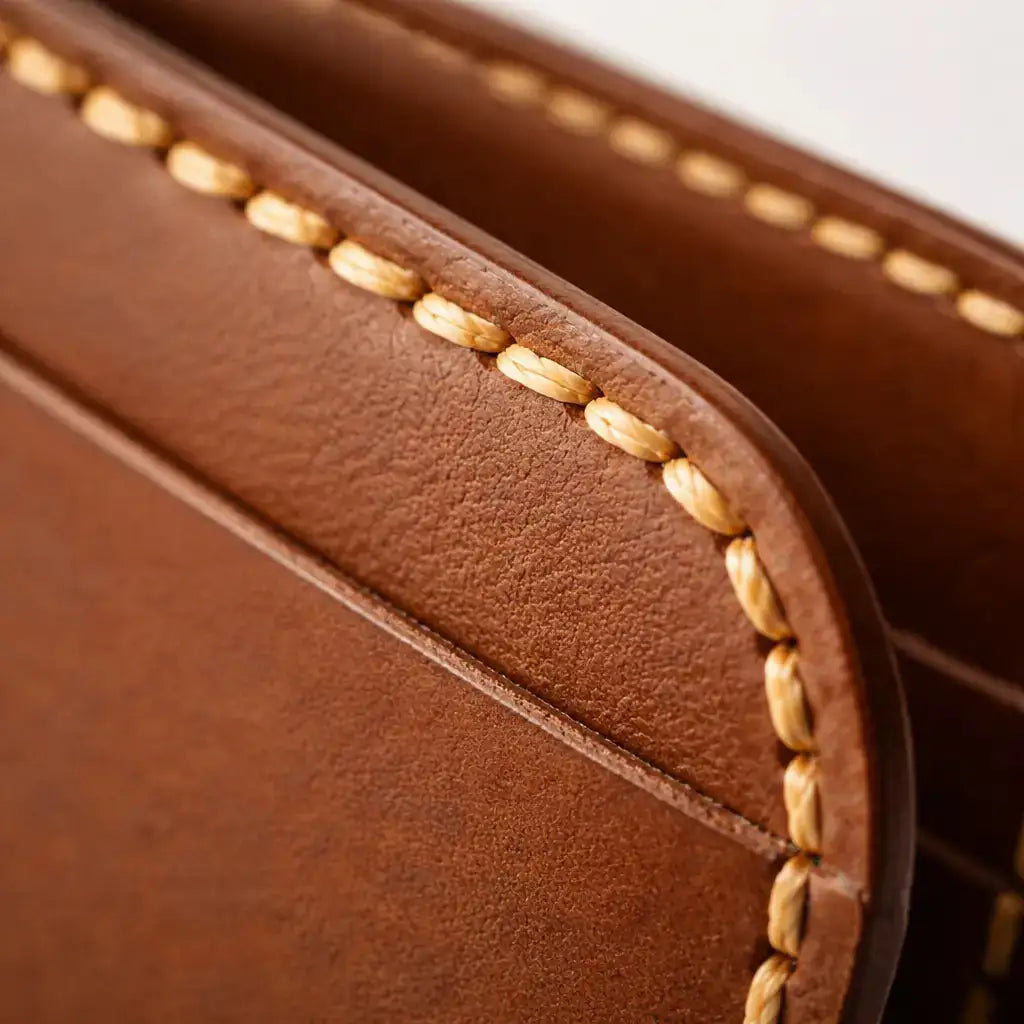 Minimalist Men’s Slim Leather Card Holder - Tan - Front Pocket